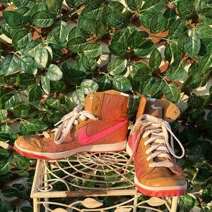 Nike Women's High-Top Sneakers - Pink and Brown 2007